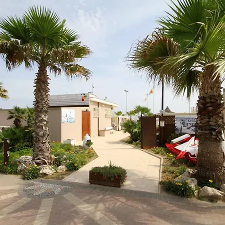 Club Del Sole Romagna Family Village de vacances 4*
